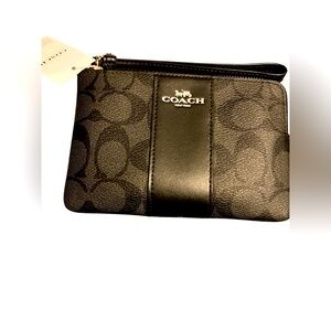 COACH wristlet NWT